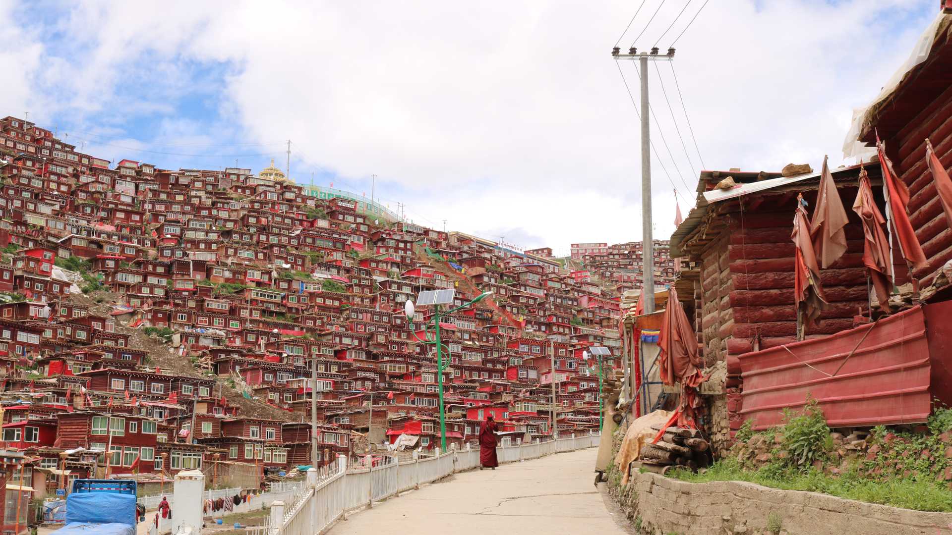 Larung Gar